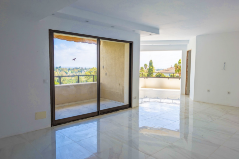 Apartment for sale Benahavis, Malaga, Spain 2 bedrooms, 100 sq.m. No. 109567 - photo 5