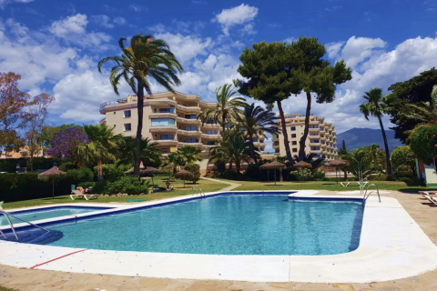 Apartment for sale Benahavis, Malaga, Spain 2 bedrooms, 100 sq.m. No. 109567 - photo 2