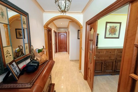 Townhouse for sale Alguena, Alicante, Spain 5 bedrooms, 275 sq.m. No. 116367 - photo 5