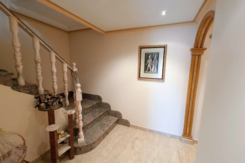 Townhouse for sale Alguena, Alicante, Spain 5 bedrooms, 275 sq.m. No. 116367 - photo 14
