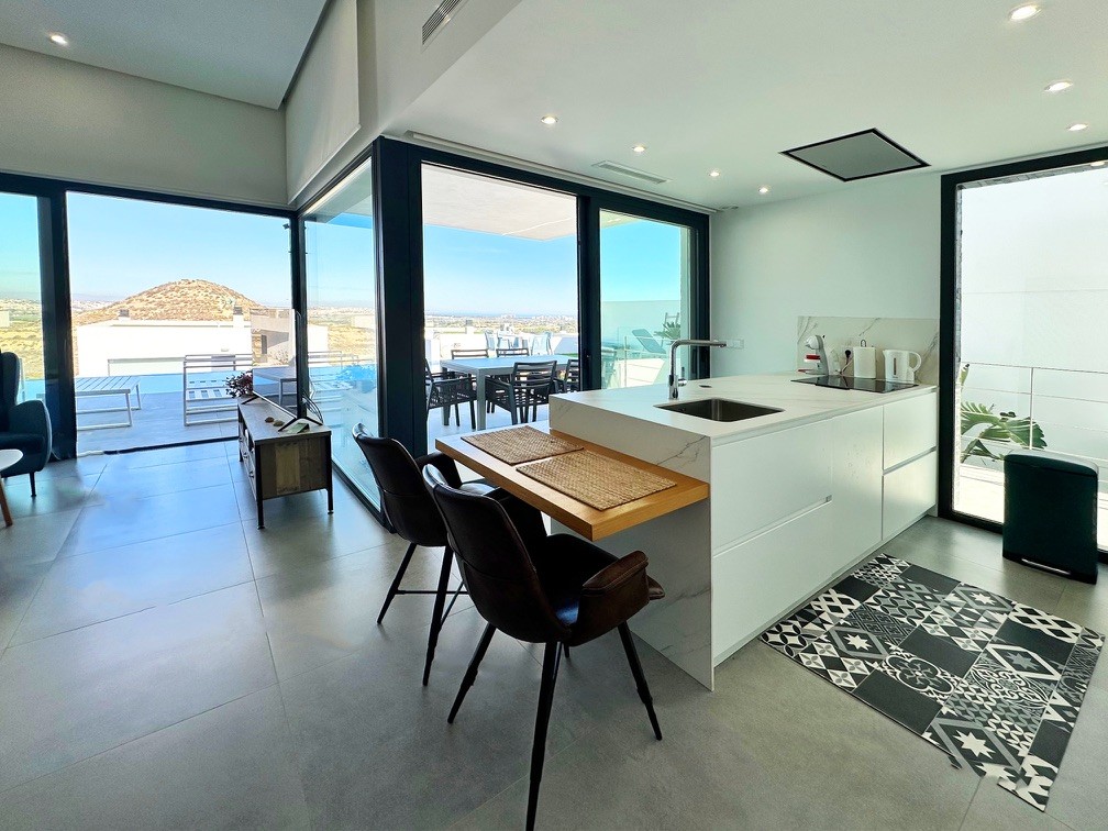 Villa à Rojales, Alicante, Espagne 3 chambres, 193 m2 No. 91988