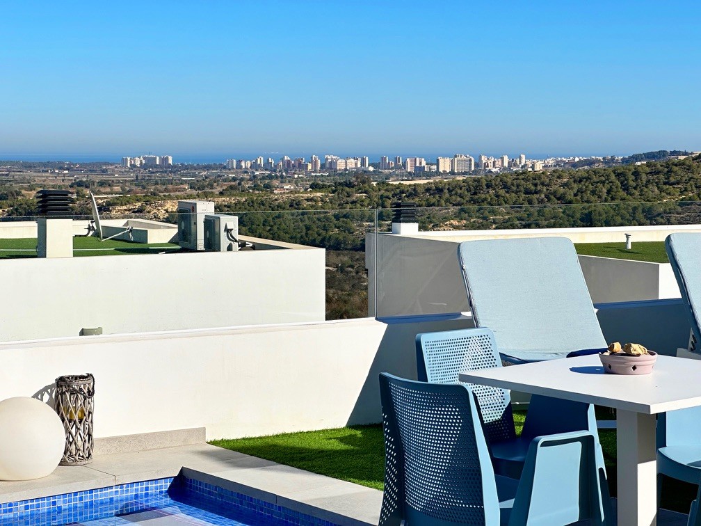 Villa à Rojales, Alicante, Espagne 3 chambres, 193 m2 No. 91988