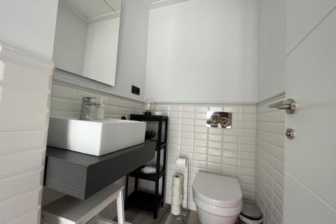 Villa for sale Torrevieja, Alicante, Spain 3 bedrooms, 196 sq.m. No. 117798 - photo 10