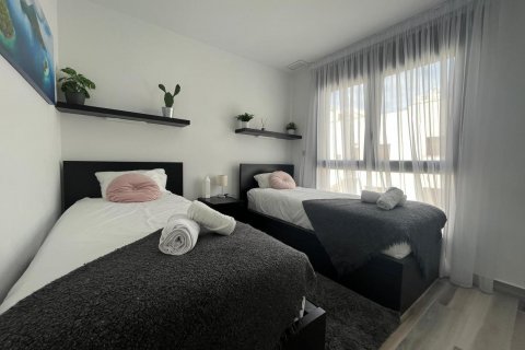 Villa for sale Torrevieja, Alicante, Spain 3 bedrooms, 196 sq.m. No. 117798 - photo 15