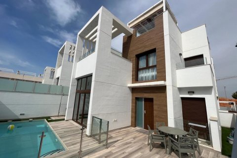 Villa for sale Torrevieja, Alicante, Spain 3 bedrooms, 196 sq.m. No. 117798 - photo 26