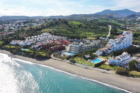 Apartament Estepona, Malaga, Hiszpania 3 sypialnie, 233 mkw. nr 106871 – zdjęcie 1