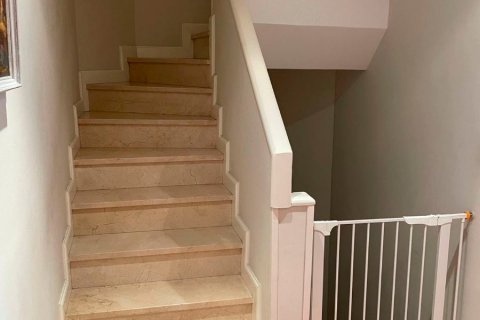 Dúplex en venta Madrid, España 6 dormitorios, 285 m2 No. 59148 - foto 4