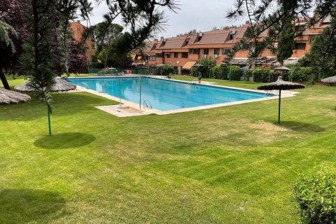Dúplex en venta Madrid, España 6 dormitorios, 285 m2 No. 59148 - foto 1