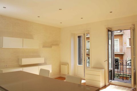 Apartament Madrid, Hiszpania 2 sypialnie, 90 mkw. nr 59283 – zdjęcie 1