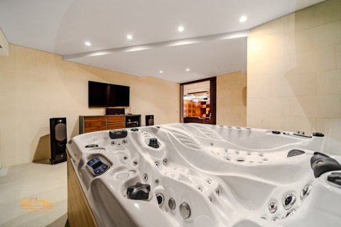 Villa for sale Altea, Alicante, Spain 5 bedrooms, 635 sq.m. No. 119038 - photo 26