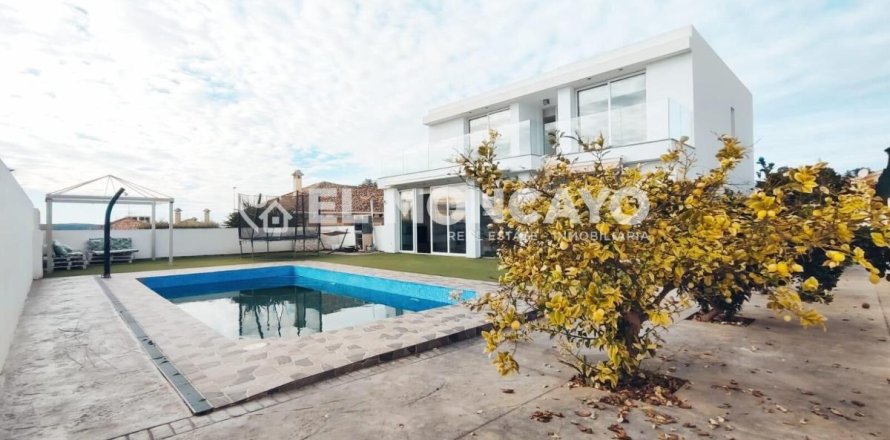 Villa en San Fulgencio, Alicante, España 9 dormitorios, 354 m2 No. 112848