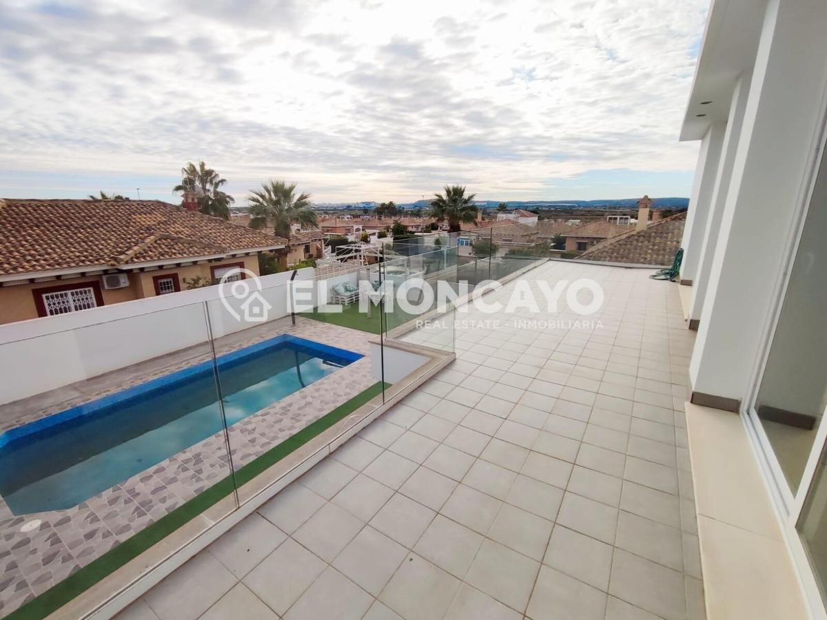 Villa i San Fulgencio, Alicante, Spanien 9 sovrum, 354 kvm. Nr. 112848