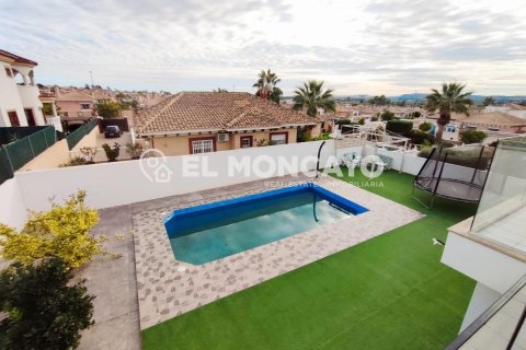 Villa en venta en San Fulgencio, Alicante, España 9 dormitorios, 354 m2 No. 112848 - foto 2