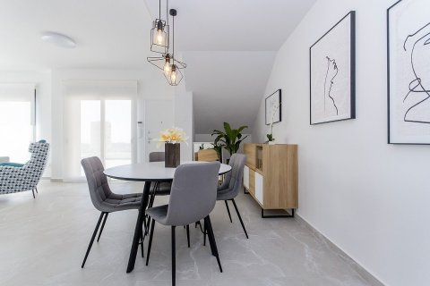Bungalowi myytävänä Vistabella, Alicante, Espanja, 2 makuuhuonetta, 92 m2 No. 112839 - kuva 6