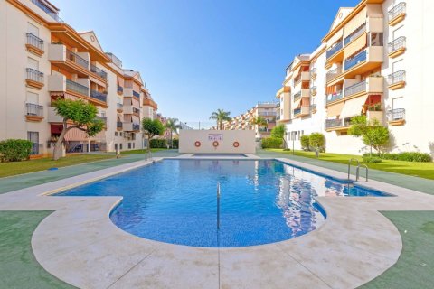Attico in vendita Estepona, Malaga, Spagna 4 camere da letto, 144.87 mq. N° 108224 - foto 1