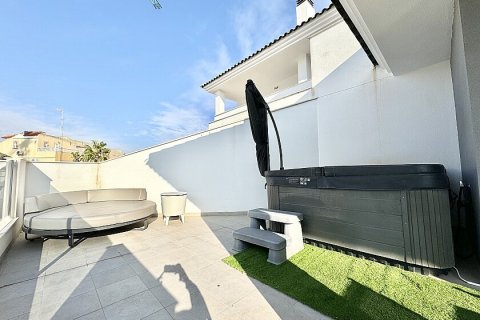Продажа квартиры Вилламартин, Аликанте, Испания 2 спальни, 70м2 №111337 - фото 7