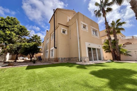 Villa zum Verkauf Alicante, Spanien 5 Schlafzimmer, 250 m2 Nr. 117789 - Foto 2