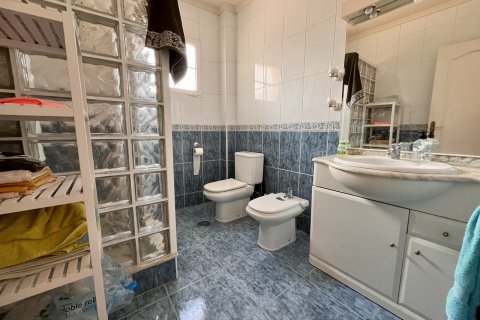 Villa zum Verkauf Alicante, Spanien 5 Schlafzimmer, 250 m2 Nr. 117789 - Foto 16