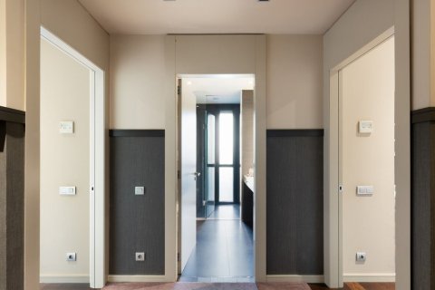 Apartamento en venta en Barcelona, España 6 dormitorios, 492 m2 No. 141019 - foto 30