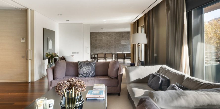 Apartamento en Barcelona, España 6 dormitorios, 492 m2 No. 141019