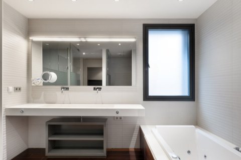 Apartamento en venta en Barcelona, España 6 dormitorios, 492 m2 No. 141019 - foto 19