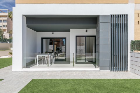 Bungalow till salu Torrevieja, Alicante, Spanien 2 sovrum, 60 kvm. Nr. 137084 - foto 15