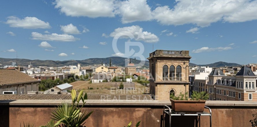 Penthouse in Barcelona, Spain 1 bedroom, 120 sq.m. No. 159527