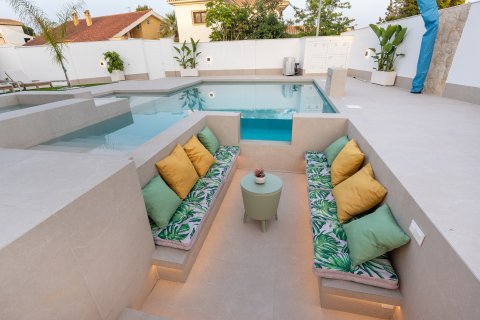 Huvila myytävänä Alicante, Espanja, 4 makuuhuonetta, 227 m2 No. 136800 - kuva 4