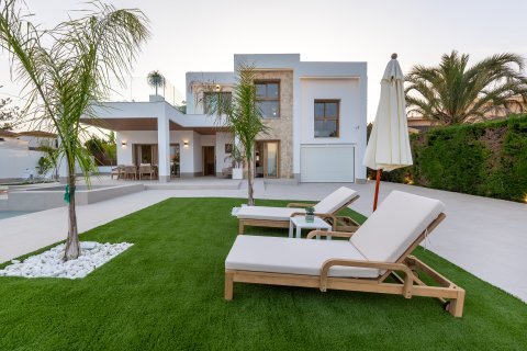 Huvila myytävänä Alicante, Espanja, 4 makuuhuonetta, 227 m2 No. 136800 - kuva 8