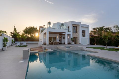 Huvila myytävänä Alicante, Espanja, 4 makuuhuonetta, 227 m2 No. 136800 - kuva 6