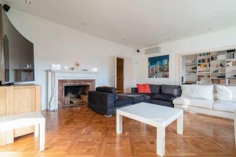 Apartamento en venta Barcelona, España 7 dormitorios, 355 m2 No. 21960 - foto 17