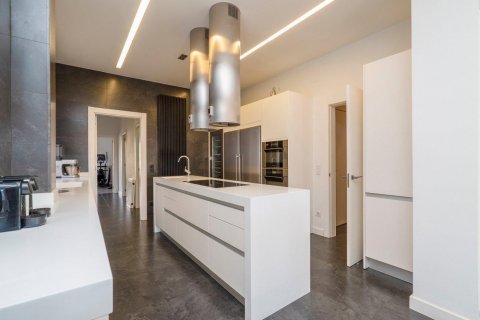 Apartamento en venta Barcelona, España 7 dormitorios, 355 m2 No. 21960 - foto 20