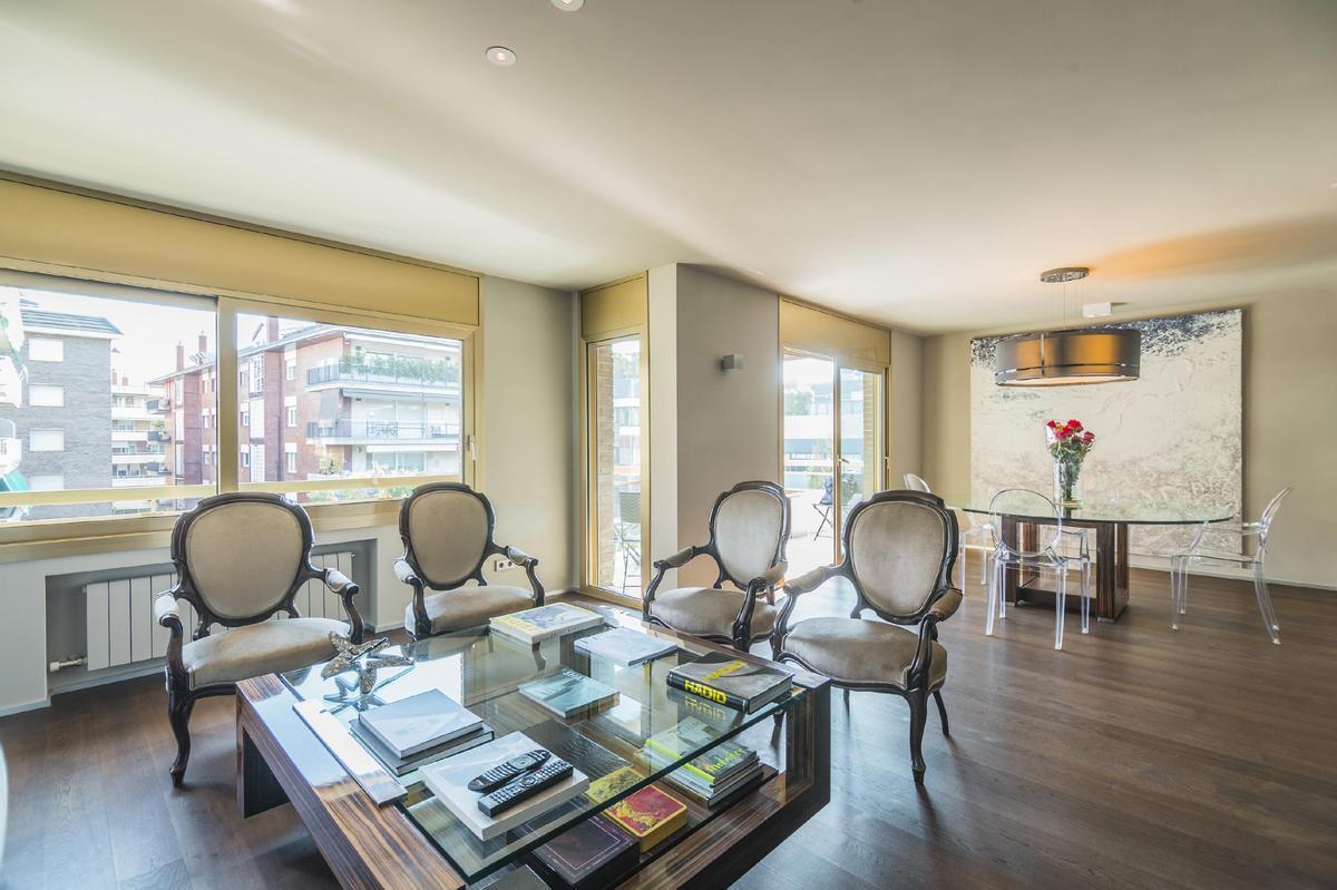 Appartamento a Barcelona, Spagna 5 camere da letto, 273 mq. N° 21902