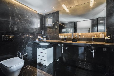 Appartamento in vendita Barcelona, Spagna 5 camere da letto, 273 mq. N° 21902 - foto 15
