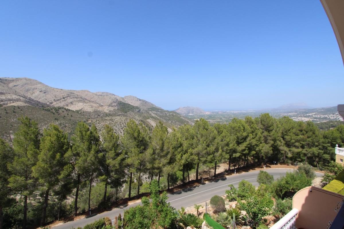 Villa in La Vall De Laguar, Alicante, Spain 4 bedrooms,  No. 113076