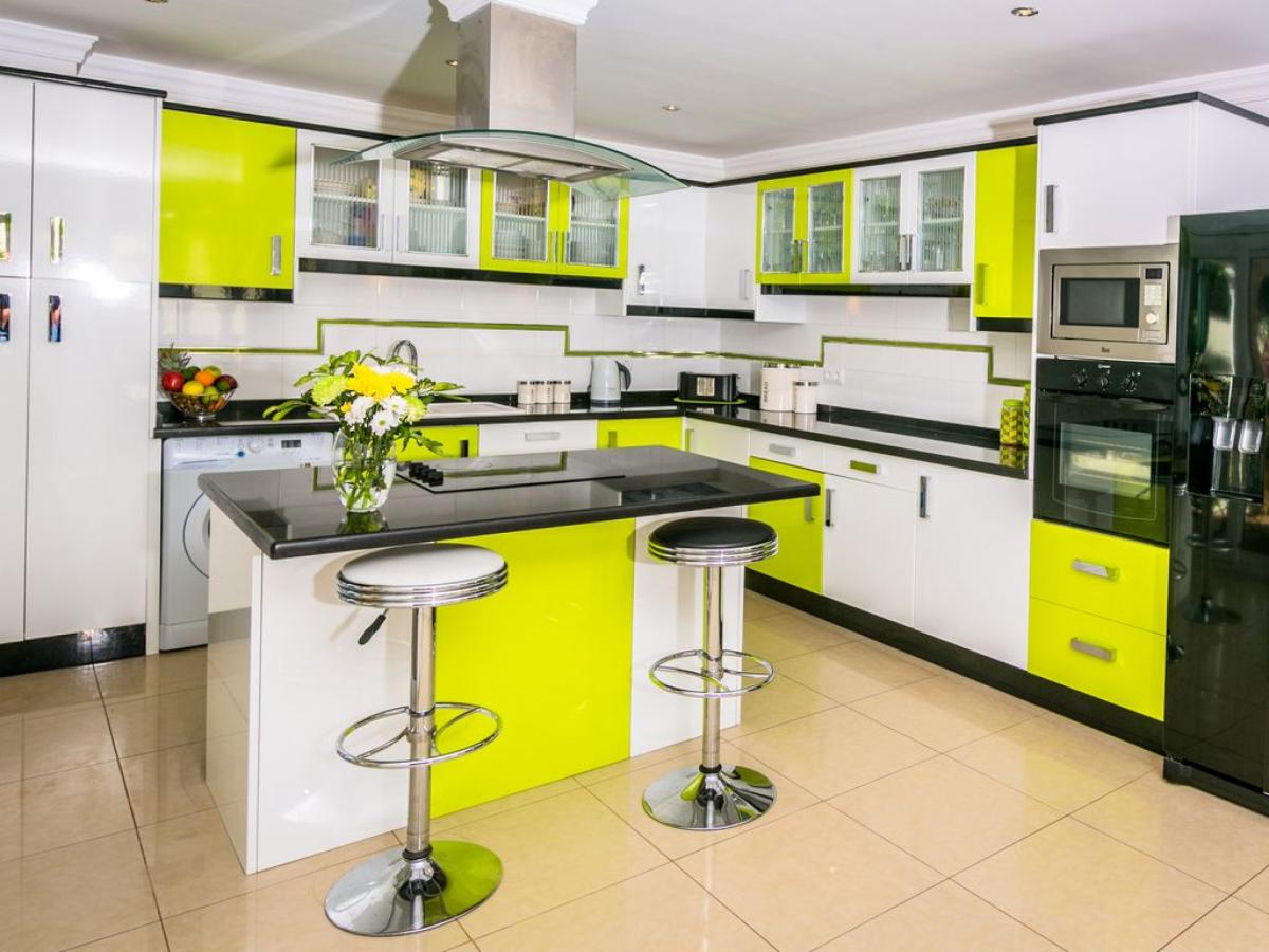 Вилла в Хавеа, Аликанте, Испания 5 спален, 333м2 №113077