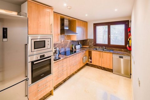 Wohnung zum Verkauf Estepona, Malaga, Spanien 3 Schlafzimmer, 155 m2 Nr. 21545 - Foto 9