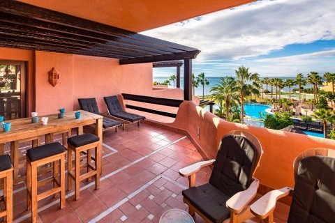 Wohnung zum Verkauf Estepona, Malaga, Spanien 3 Schlafzimmer, 155 m2 Nr. 21545 - Foto 7