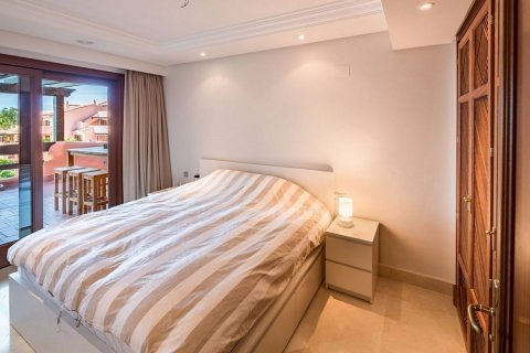 Wohnung zum Verkauf Estepona, Malaga, Spanien 3 Schlafzimmer, 155 m2 Nr. 21545 - Foto 3