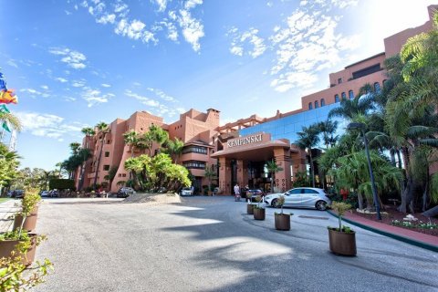 Huoneisto myytävänä Estepona, Malaga, Espanja, 2 makuuhuonetta, 155 m2 No. 21557 - kuva 8