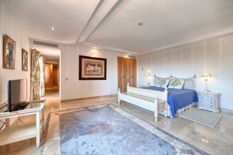 Huoneisto myytävänä Estepona, Malaga, Espanja, 2 makuuhuonetta, 155 m2 No. 21557 - kuva 1