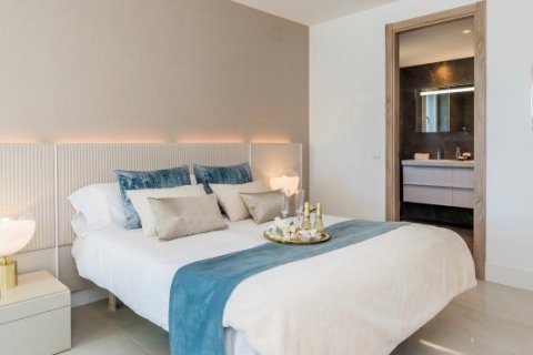 Huoneisto myytävänä Sotogrande, Cadiz, Espanja, 2 makuuhuonetta, 126 m2 No. 22145 - kuva 11