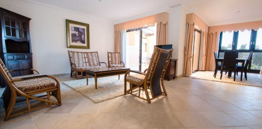 Lägenhet Estepona, Malaga, Spanien 2 sovrum, 149 kvm. Nr. 21723