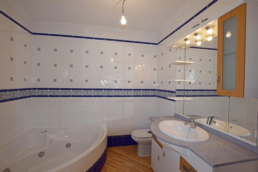 Villa in Torrevieja, Alicante, Spain 3 bedrooms, 154 sq.m. No. 103639