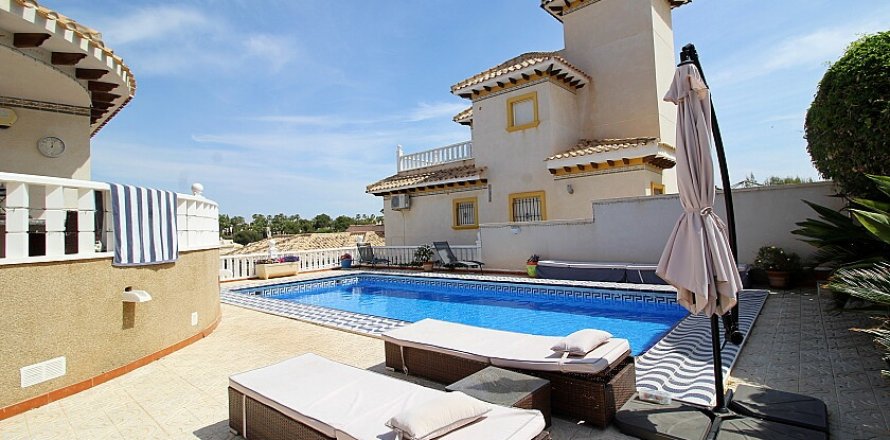Villa Villamartin, Alicante, Espagne 5 chambres, 187 m2 No. 111397