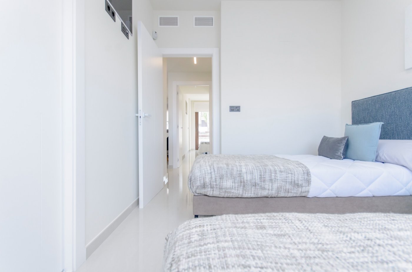 Bungalowi Torrevieja, Alicante, Espanja 2 makuuhuonetta, 63 m2 No. 111450