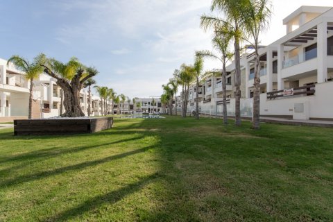 Bungalo pārdošanā Torrevieja, Alicante, Spānijā 2 istabas, 63 m2 Nr. 111450 - attēls 26