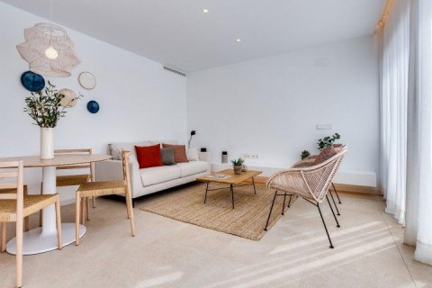 Bungalow zum Verkauf Torrevieja, Alicante, Spanien 2 Schlafzimmer, 84 m2 Nr. 111454 - Foto 11