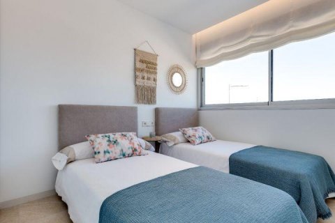 Bungalow zum Verkauf Torrevieja, Alicante, Spanien 2 Schlafzimmer, 84 m2 Nr. 111454 - Foto 17