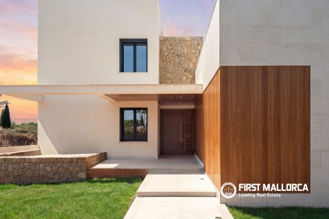 Villa en venta en Port De Pollenca, Mallorca, España 5 dormitorios, 413 m2 No. 51110 - foto 2